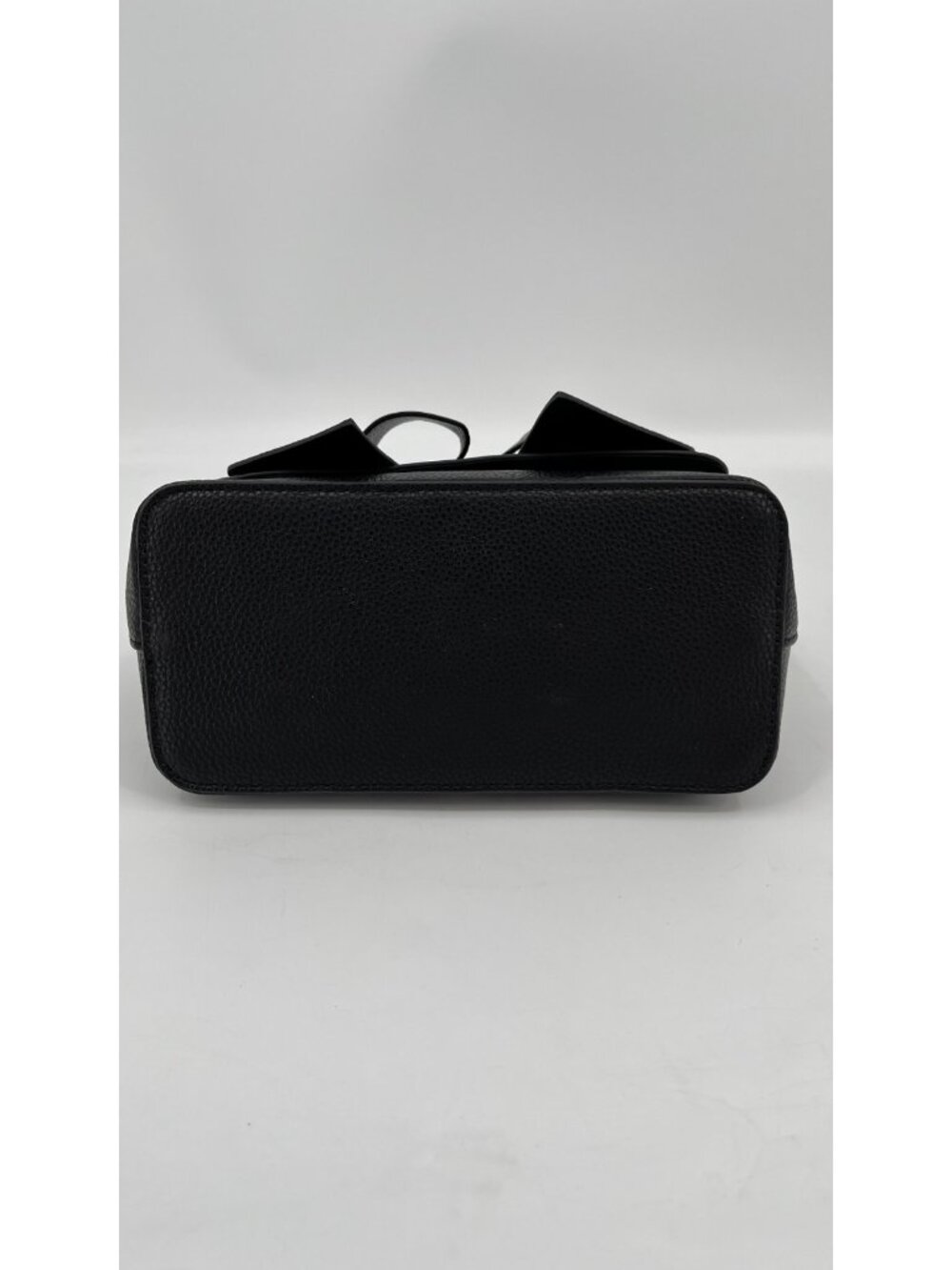 Crossi Jasmine Bowtie Crossbody Black Gold Hardware Snap Vegan Leather - Picture 7 of 7